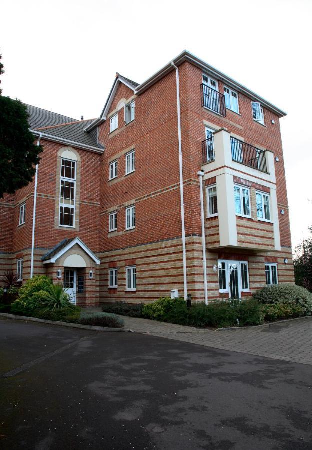 Basingstoke Apartments - Westlands House, City Centre, Home-From-Home Exterior foto